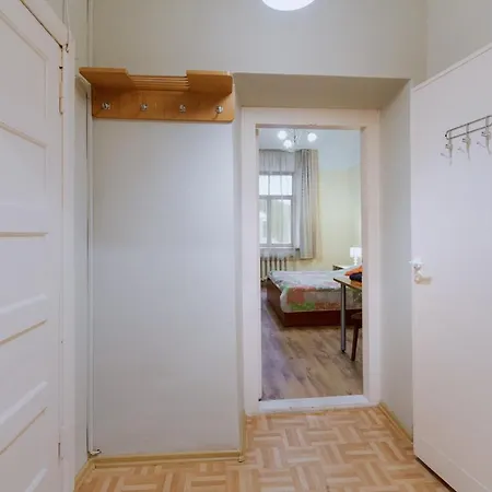 Quiet City Centre One Room Apartment 15A Apartment